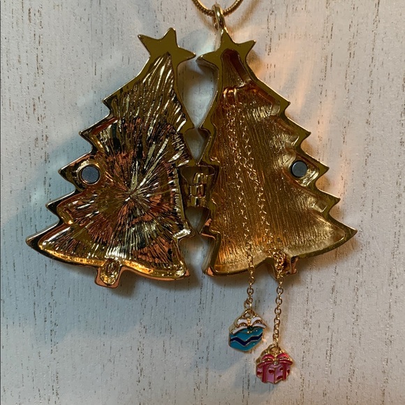 Christmas Tree Necklace - Picture 5 of 8